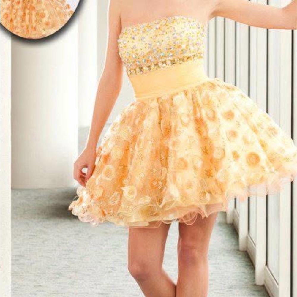 Charming Yellow Prom Dress